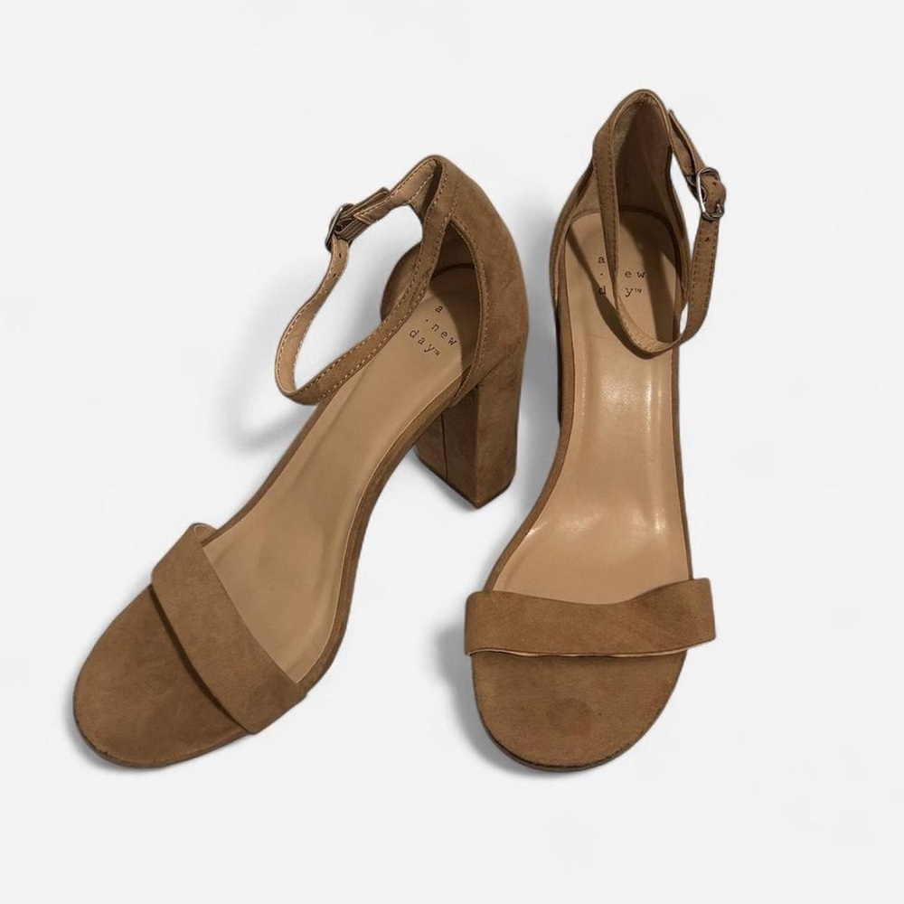 A New Day Tan Heels